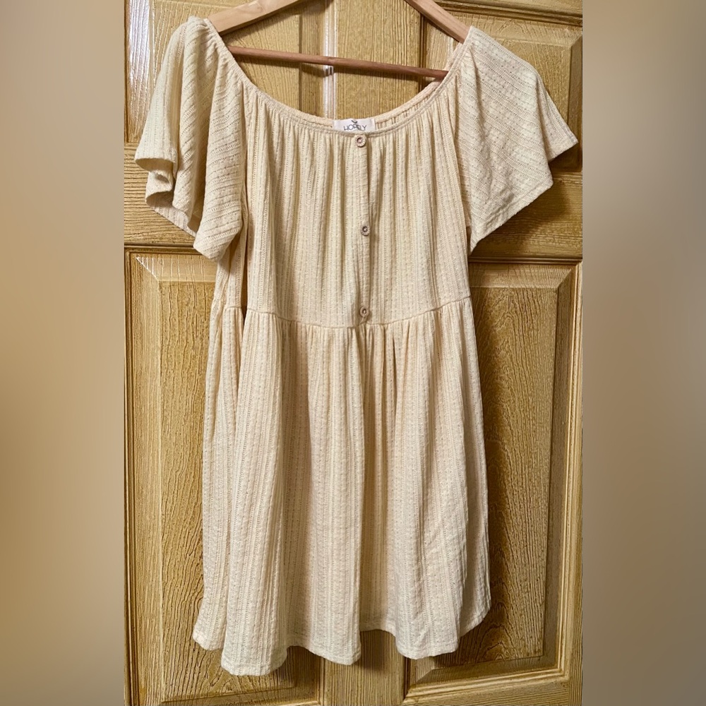 Women’s Elegant Hopely Pale Yellow Top Size Large